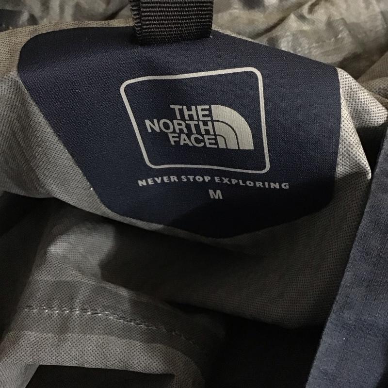 ザノースフェイス THE NORTH FACE ジャケット、上着 ジャンパー、ブルゾン M ロゴ、文字 紺 / ネイビー /  メンズ USED 古着 中古 10124444