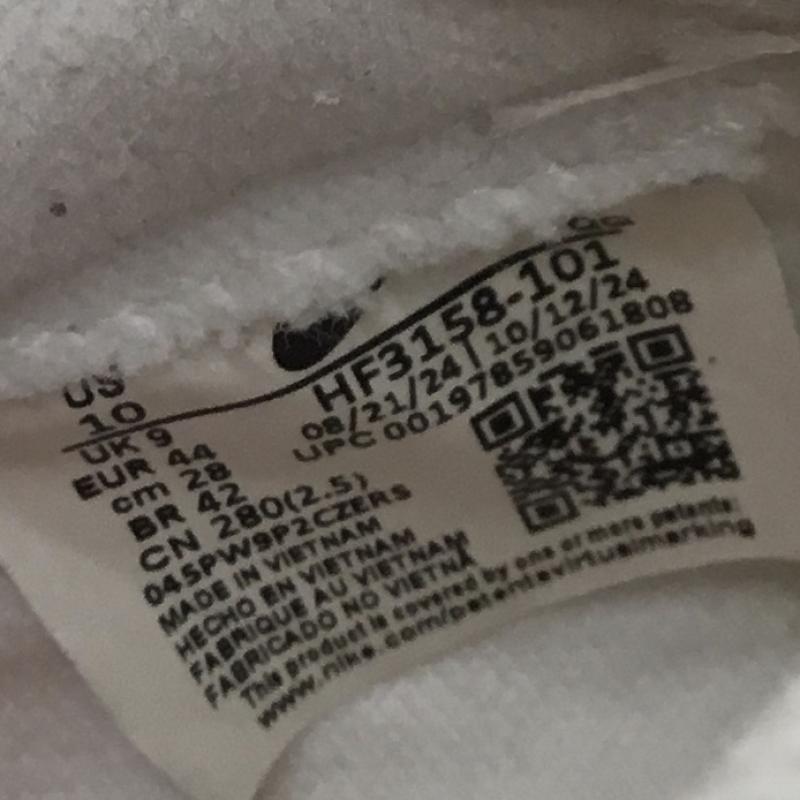 ナイキ NIKE スニーカー スニーカー HF3158-101 Blazer Low  77 Premium 28.0cm ロゴ、文字 灰 / グレー / X 緑 / グリーン /  メンズ USED 古着 中古 10144469