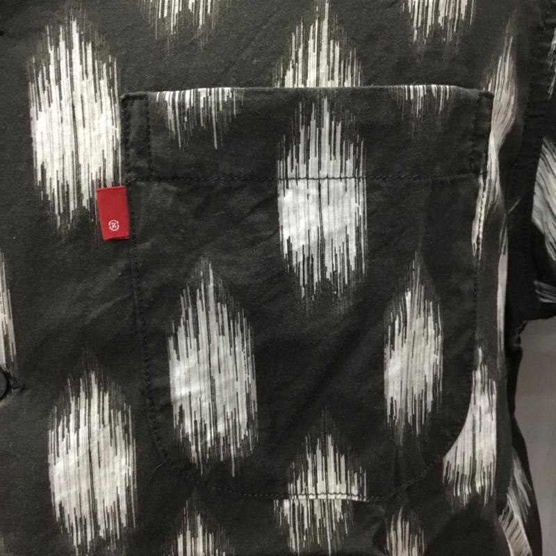 リーバイス Levi s シャツ、ブラウス 半袖 半袖シャツ カラーシャツ 半袖カットソー 総柄シャツ M プリント マルチカラー / マルチカラー /  メンズ USED 古着 中古 10116684