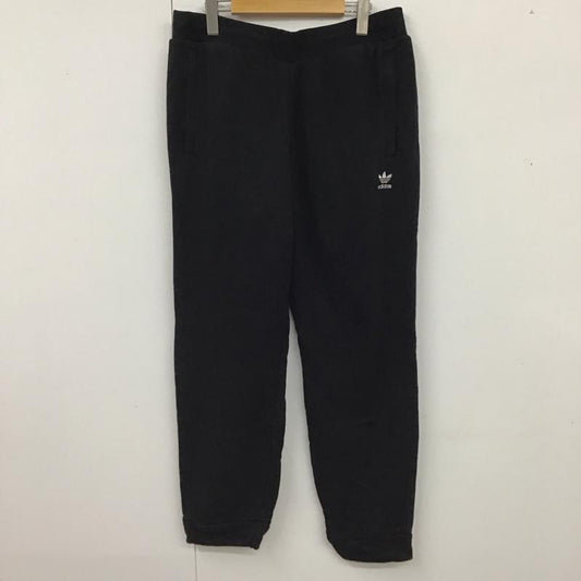 アディダス adidas パンツ ワークパンツ、ペインターパンツ ワイドパンツ カジュアルパンツ ワークパンツ ジャージ ロゴ、文字 黒 / ブラック /  メンズ USED 古着 中古 10120501