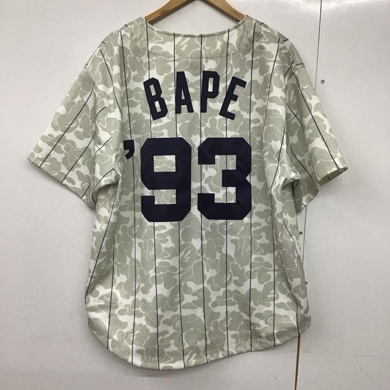 アベイシングエイプ A BATHING APE シャツ、ブラウス 半袖 Mitchell Ness NEWYORKYANKEESABCCAMOJERSEY ベースボールシャツ XL プリント 灰 / グレー /  メンズ USED 古着 中古 10141012