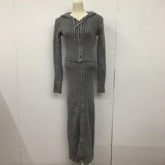 エモダ EMODA セットアップ セットアップ 042420330601-01 2点セット プレーティングリブセットアップ FREE 無地 灰 / グレー /  レディース USED 古着 中古 10149072