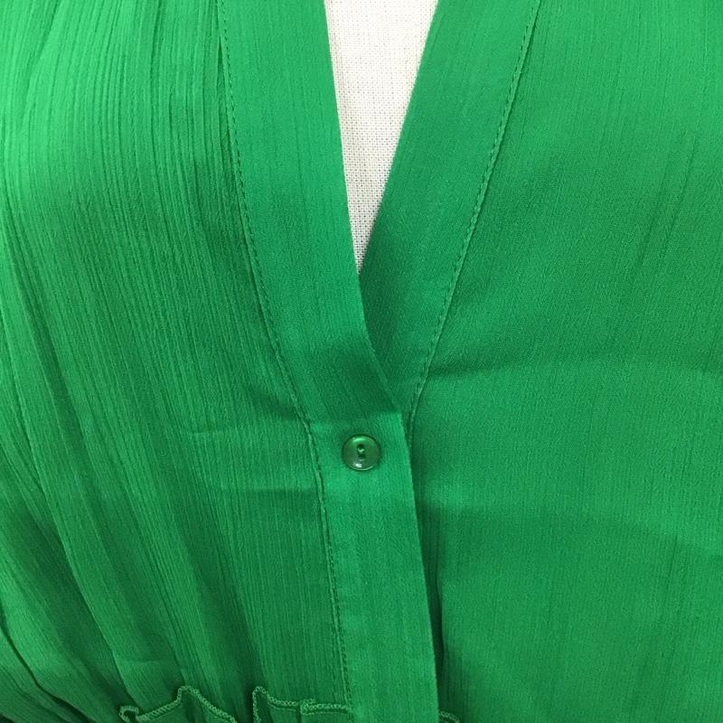 ザラ ZARA ワンピース ロングスカート 半袖ワンピース ロングワンピース Vネック フレアスカート 前開きワンピース M 無地 緑 / グリーン /  レディース USED 古着 中古 10117406