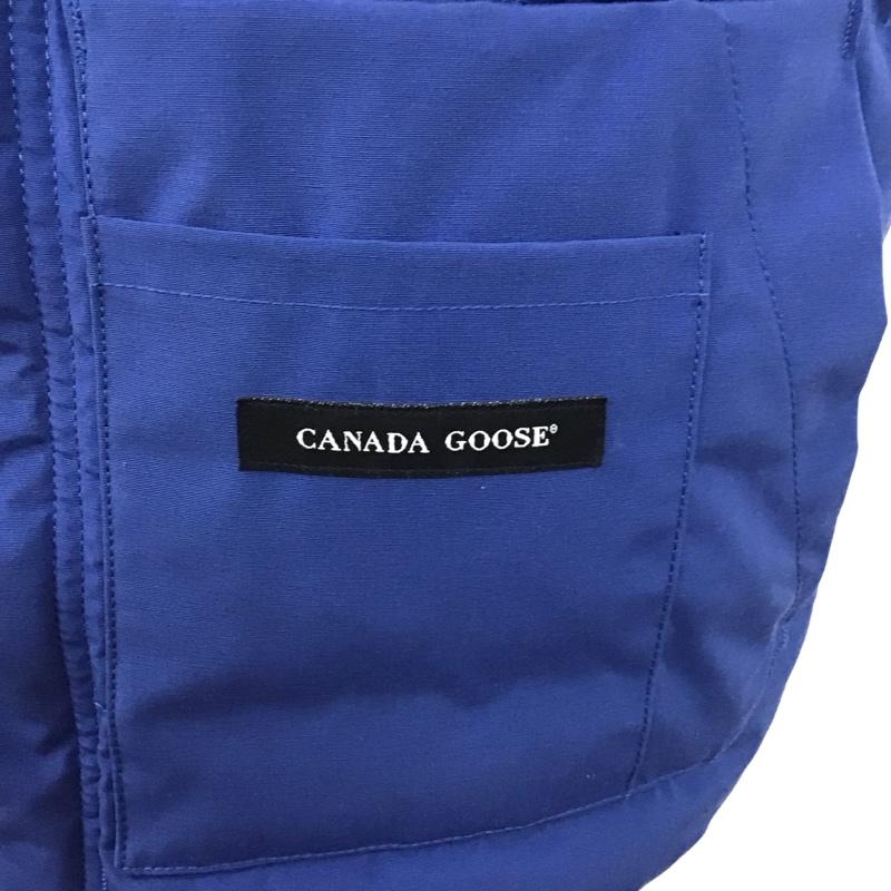 カナダグース CANADA GOOSE ジャケット、上着 ダウンベスト ジップアップダウンベスト ノースリーブ アウター S ロゴ、文字 青 / ブルー /  メンズ USED 古着 中古 10122127