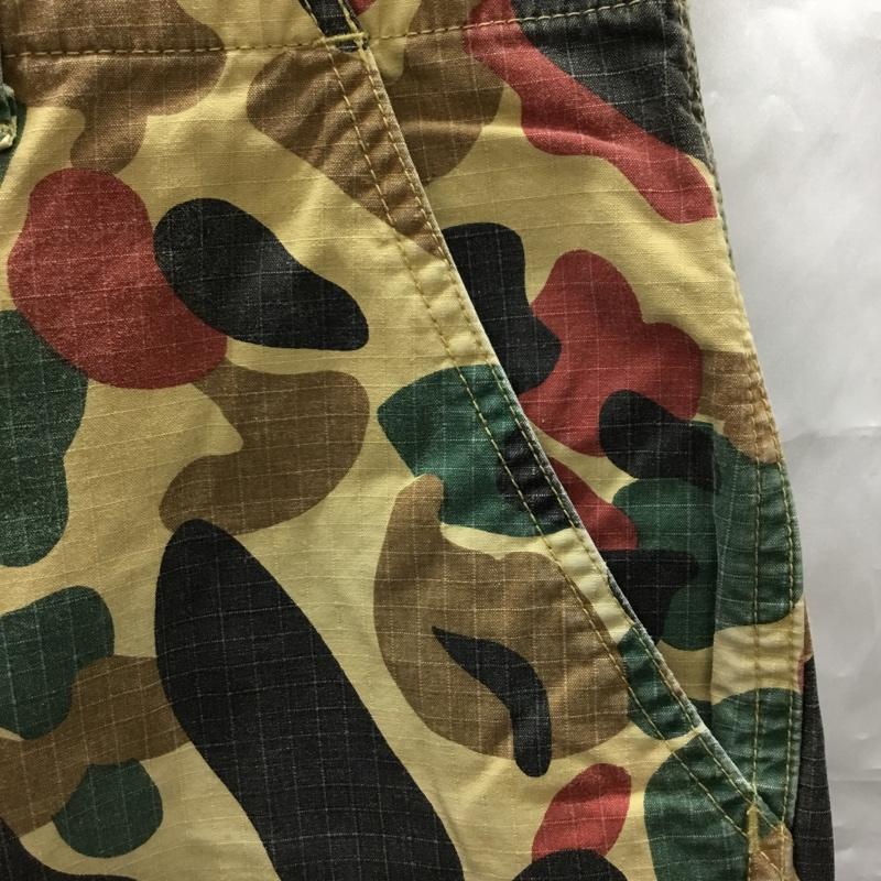 アベイシングエイプ A BATHING APE パンツ ショートパンツ カーゴパンツ M カモフラージュ柄・迷彩 マルチカラー / マルチカラー /  メンズ USED 古着 中古 10118957