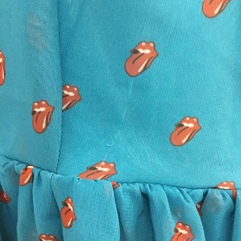 スライ SLY ワンピース ミニスカート The Rolling Stones×SLY ローリングストーンズ リップ＆タンワンピース 2 総柄 青 / ブルー / X 赤 / レッド /  レディース USED 古着 中古 10048210