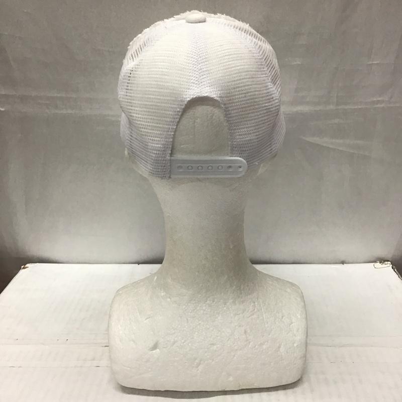ウノピュウノウグァーレトレリラックス 1piu1uguale3 RELAX 帽子 キャップ 3ロゴラインストーン メッシュキャップ ロゴ、文字 白 / ホワイト /  メンズ USED 古着 中古 10116297