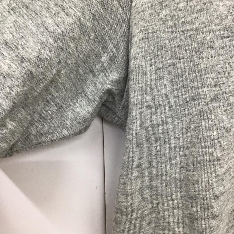 トミーヒルフィガー TOMMY HILFIGER Tシャツ 半袖 半袖カットソー プリントTシャツ クルーネックカットソー M ロゴ、文字 灰 / グレー /  メンズ USED 古着 中古 10128694