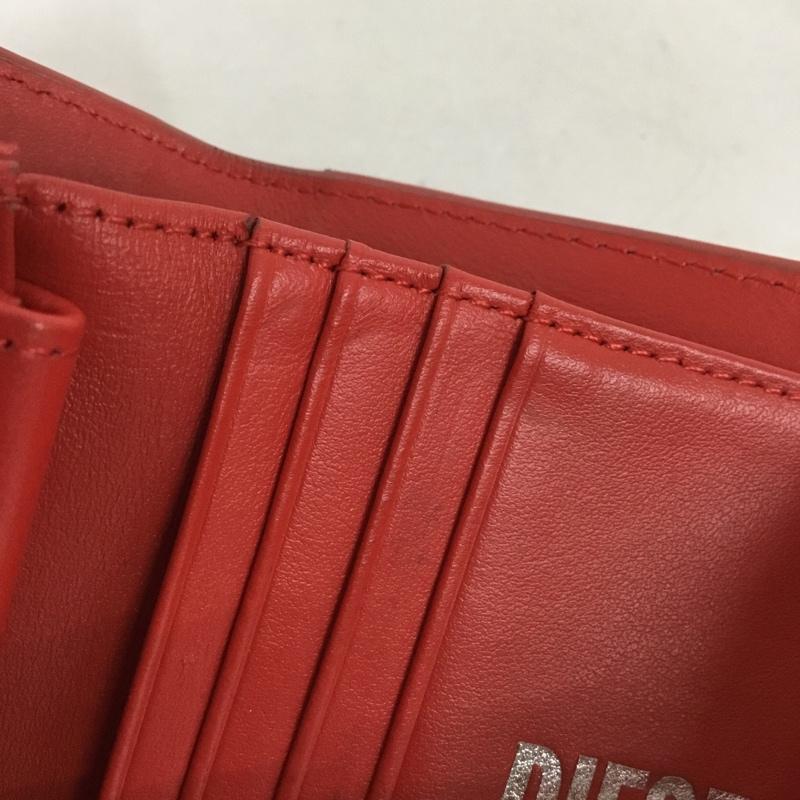 ディーゼル DIESEL 財布 二つ折り Dロゴ ロゴ、文字 赤 / レッド /  レディース USED 古着 中古 10138492