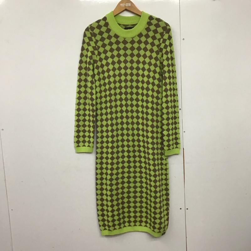ステューシー STUSSY ワンピース ロングスカート 長袖ニットワンピース ロングスカート クルーネック M 総柄 緑 / グリーン /  レディース USED 古着 中古 10143710