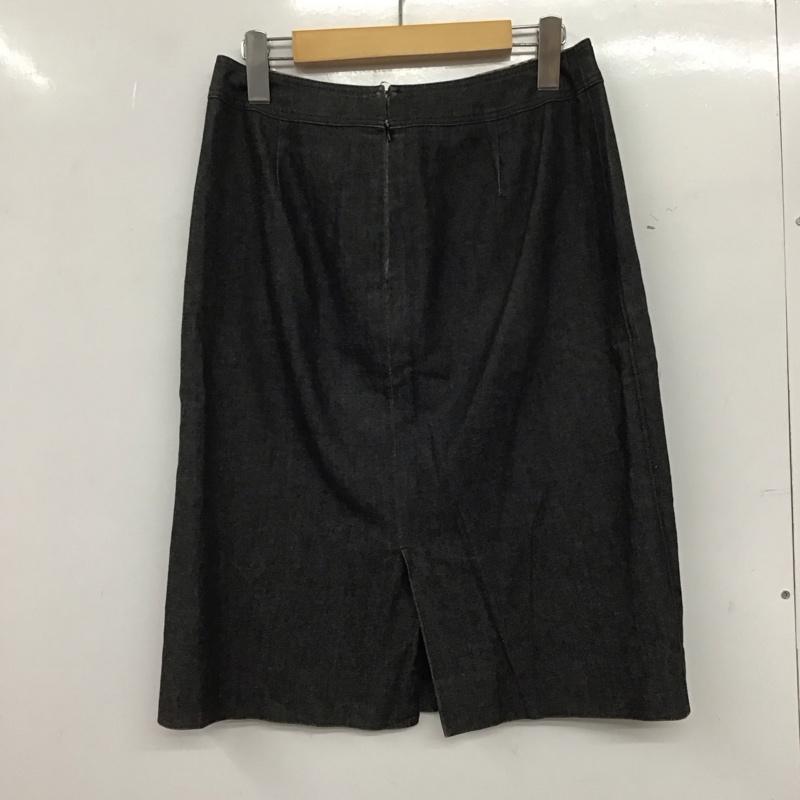 バーバリー BURBERRY スカート ひざ丈スカート 40 無地 黒 / ブラック /  レディース USED 古着 中古 10145021
