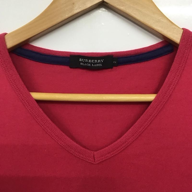 バーバリーブラックレーベル BURBERRY BLACK LABEL Tシャツ 半袖 半袖カットソー プリントTシャツ Vネックカットソー 2 ロゴ、文字 マゼンタ / マゼンタ /  メンズ USED 古着 中古 10142407