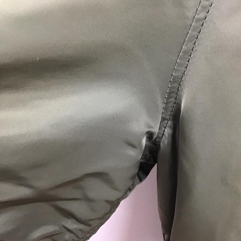 アルファインダストリー Alpha Industries ジャケット、上着 ジャンパー、ブルゾン ジップアップ M 無地 カーキ / カーキ /  メンズ USED 古着 中古 10115251