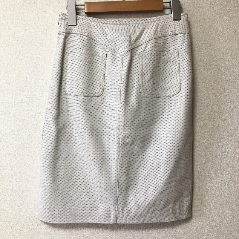 ヴェルサーチジーンズクチュール VERSACE JEANS COUTURE スカート ひざ丈スカート 38 ボーダー柄 白 / ホワイト /  レディース USED 古着 中古 10004102