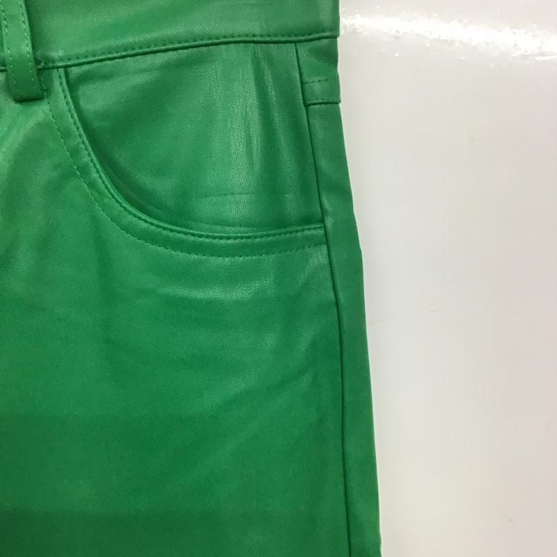 ザラ ZARA パンツ デニム、ジーンズ フェイクレザーパンツ スリムパンツ ストレッチパンツ XS 無地 緑 / グリーン /  レディース USED 古着 中古 10132933