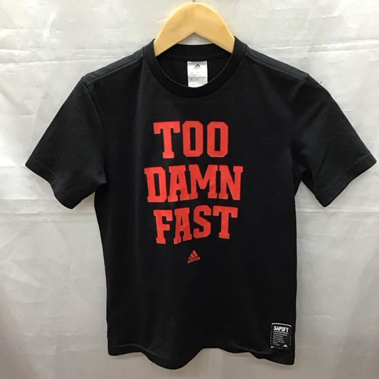 アディダス adidas Tシャツ 半袖 140cm キッズ スポーツウェア 140cm ロゴ、文字 黒 / ブラック /  ボーイズ USED 古着 中古 10116915