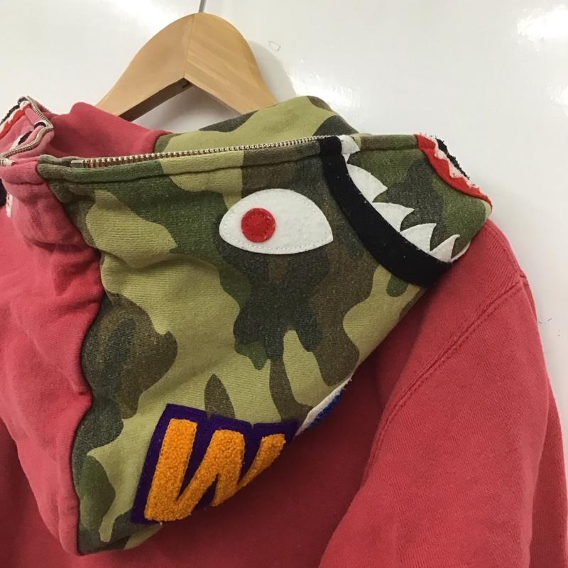アベイシングエイプ A BATHING APE パーカー 長袖 ジップアップパーカー 長袖パーカー カジュアルジャケット XS ロゴ、文字 赤 / レッド /  メンズ USED 古着 中古 10148218