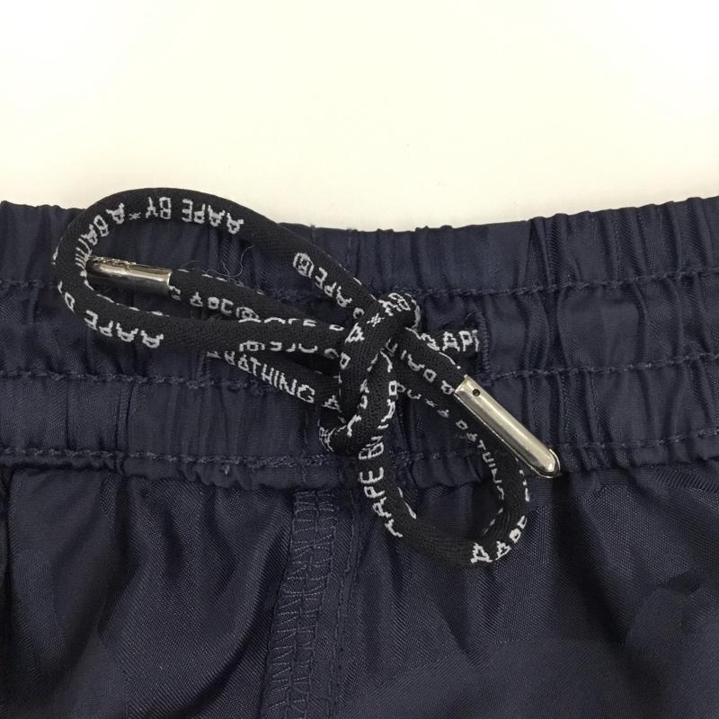 エーエイプバイアベイシングエイプ AAPE BY A BATHING APE パンツ ショートパンツ ショートパンツ ハーフパンツ ナイロンパンツ M 総柄 紺 / ネイビー /  メンズ USED 古着 中古 10111297