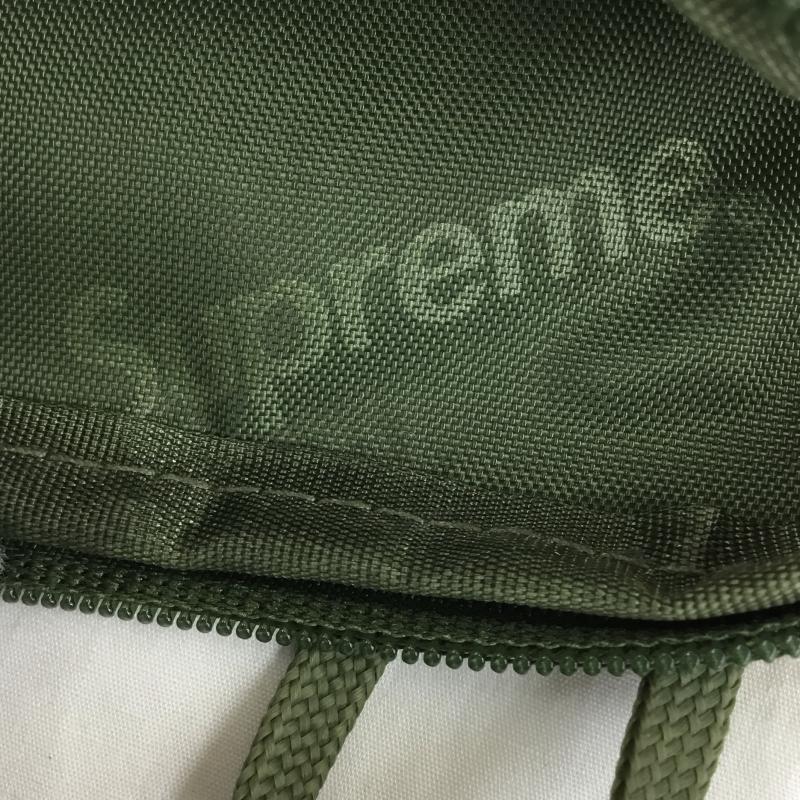 シュプリーム Supreme ショルダーバッグ ショルダーバッグ 19SS Utility Pouch カモフラージュ柄・迷彩 緑 / グリーン /  メンズ USED 古着 中古 10134784