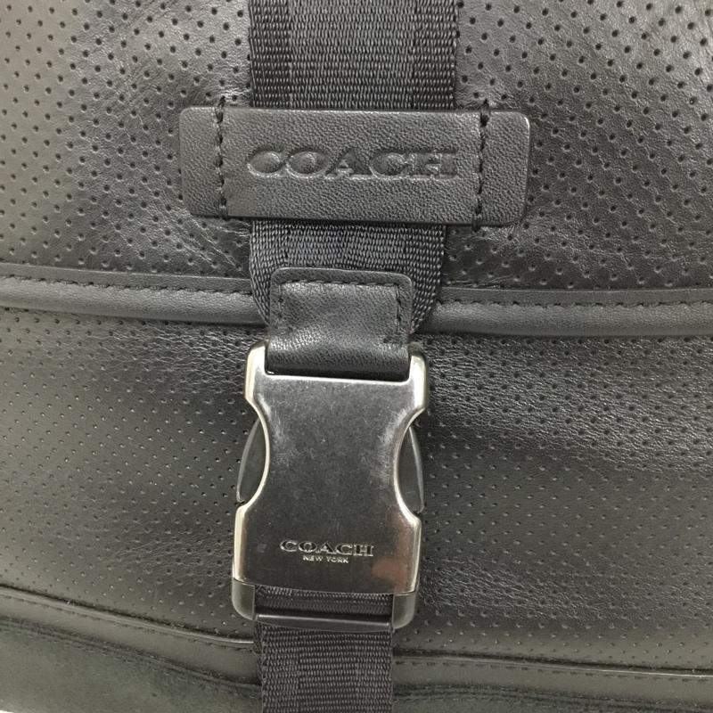 コーチ COACH ショルダーバッグ ショルダーバッグ パンチングレザー ロゴ、文字 黒 / ブラック /  メンズ USED 古着 中古 10144886