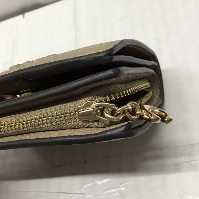 コーチ COACH 財布 二つ折り ロゴ、文字 ベージュ / ベージュ /  レディース USED 古着 中古 10109759