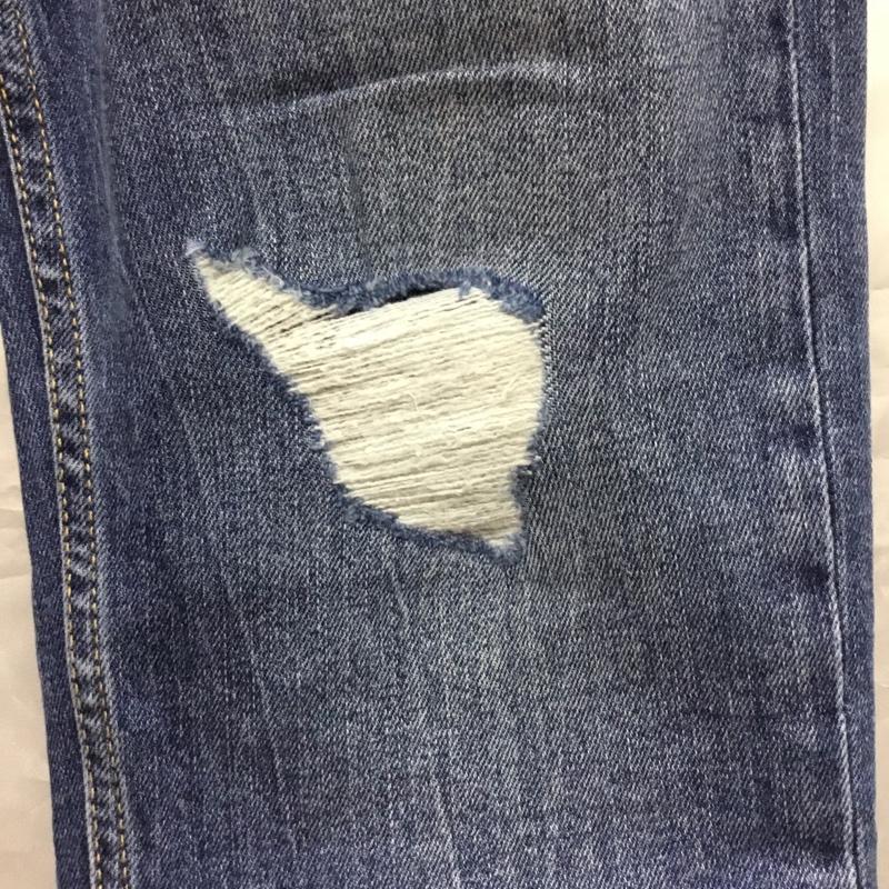 ザラ ZARA パンツ デニム、ジーンズ デニムパンツ スリムパンツ ストレッチパンツ ジーンズ ワッペン 46インチ ロゴ、文字 インディゴ / インディゴ /  メンズ USED 古着 中古 10120253