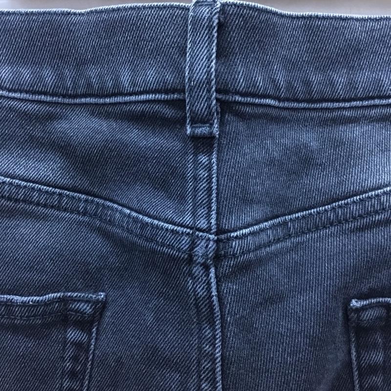 モンクレール MONCLER パンツ デニム、ジーンズ H20912A00017 596CP ストレッチ 46 46 ワンポイント 黒 / ブラック /  メンズ USED 古着 中古 10111387