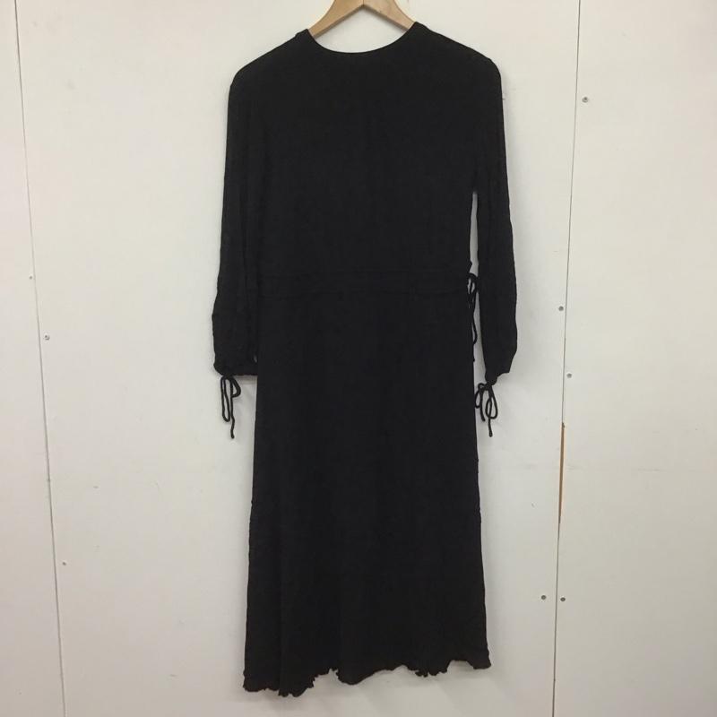 ミラオーウェン Mila Owen ワンピース ロングスカート 長袖ロングワンピース ノーカラーシャツワンピース フレアスカート フロントボタン 0 無地 黒 / ブラック /  レディース USED 古着 中古 10142045