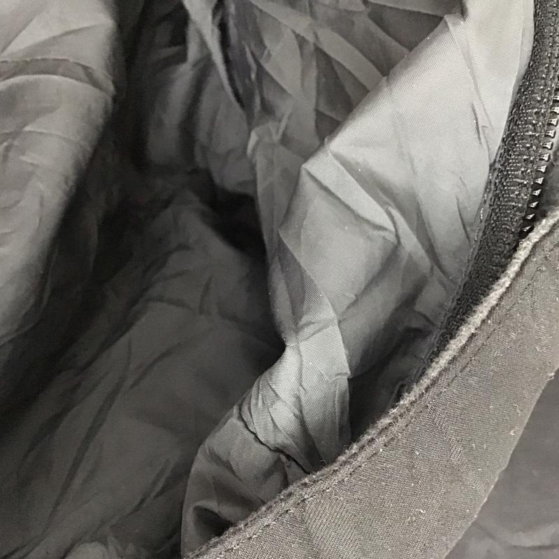 ザノースフェイス THE NORTH FACE ジャケット、上着 ジャンパー、ブルゾン ジップアップダウンジャケット アウターフード付きジャケット L ロゴ、文字 黒 / ブラック /  メンズ USED 古着 中古 10135827