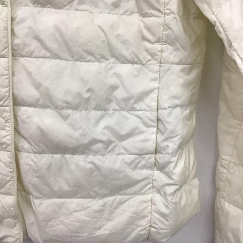ユニクロ UNIQLO ジャケット、上着 ダウンジャケット 211-429456 ウルトラライトダウンコンパクトジャケット M 無地 白 / ホワイト /  レディース USED 古着 中古 10150040