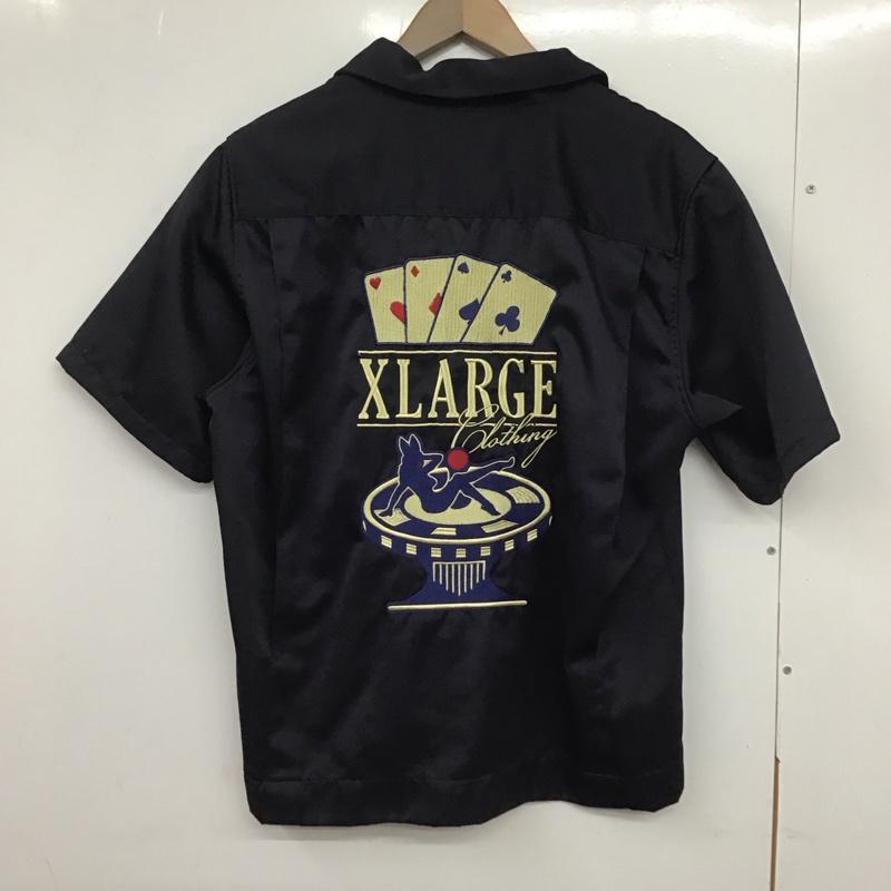 エクストララージ XLARGE シャツ、ブラウス 半袖 半袖シャツ 刺繍シャツ ポケットシャツ カラーシャツ M ロゴ、文字 紺 / ネイビー /  メンズ USED 古着 中古 10133263