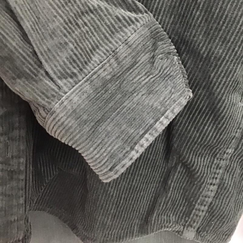 カーハート Carhartt シャツ、ブラウス 長袖 長袖シャツ コーデュロイシャツ カジュアルシャツ L ロゴ、文字 カーキ / カーキ / X 緑 / グリーン /  メンズ USED 古着 中古 10149203