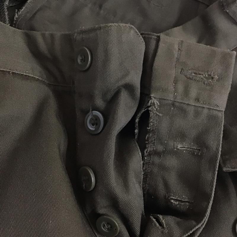 ミリタリー ミリタリー パンツ ワークパンツ、ペインターパンツ ミリタリーパンツ 古着 ワイドパンツ カジュアルパンツ ストレートパンツ 28インチ 無地 カーキ / カーキ /  メンズ USED 古着 中古 10107536