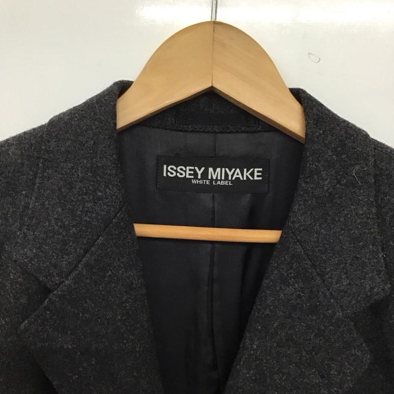 イッセイミヤケ ISSEY MIYAKE ジャケット、上着 ジャケット、ブレザー me34fd511 4 無地 黒 / ブラック /  メンズ USED 古着 中古 10144859