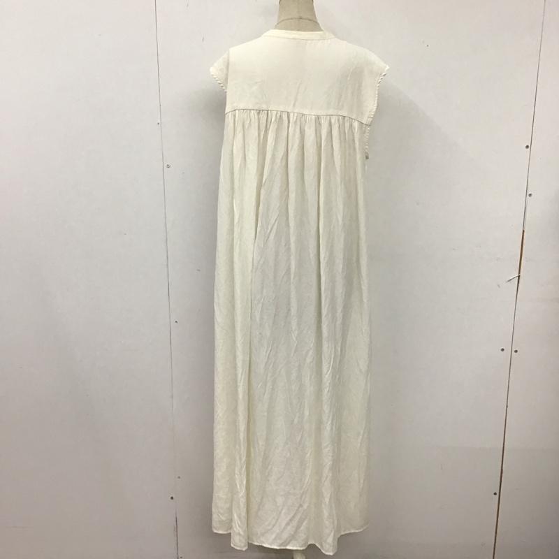 アプレジュールミニョン apres jour mignon ワンピース ロングスカート MAJ927224B ノースリーブ 前開き FREE 無地 白 / ホワイト /  レディース USED 古着 中古 10115498