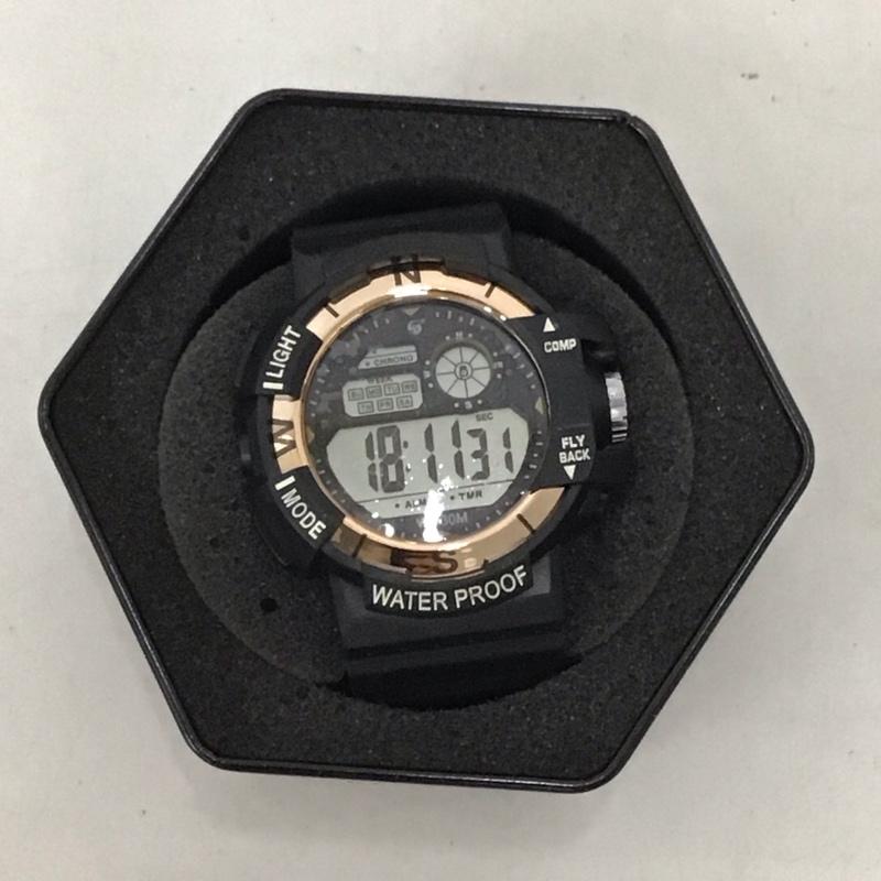古着 USED 腕時計 デジタル ロゴ、文字 黒 / ブラック /  メンズ USED 古着 中古 10134501