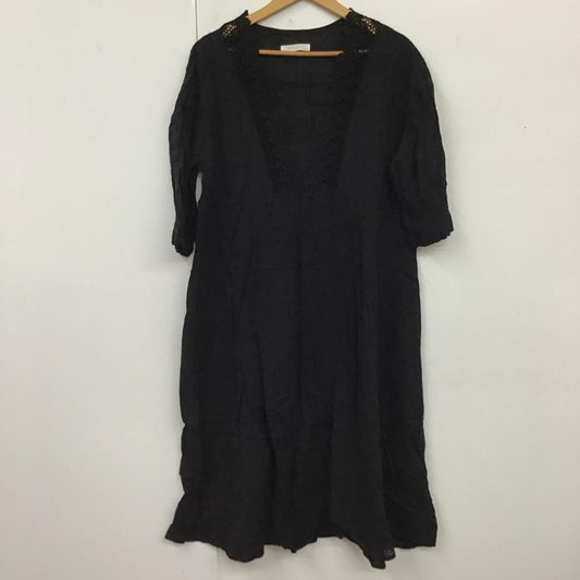 ショコラ フィネ ローブ chocol raffine robe ワンピース ロングスカート 6A32L0H0400 I 胸元レース7分袖ワンピース FREE レース柄 黒 / ブラック /  レディース USED 古着 中古 10119213