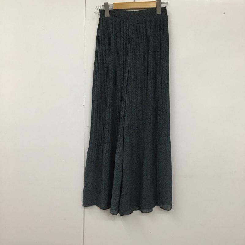 アルシーヴ archives パンツ ワークパンツ、ペインターパンツ ワイドパンツ カジュアルパンツ フレアパンツ ガチョウパンツ プリント マルチカラー / マルチカラー /  レディース USED 古着 中古 10129724