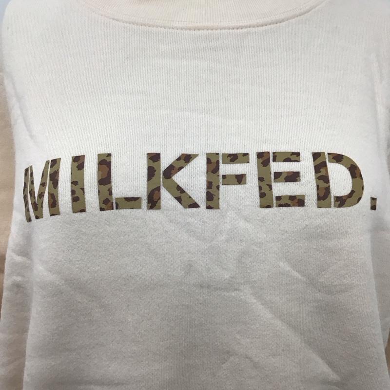 ミルクフェド MILKFED. トレーナー 長袖 ロゴ、文字 X プリント ベージュ / ベージュ /  レディース USED 古着 中古 10120297