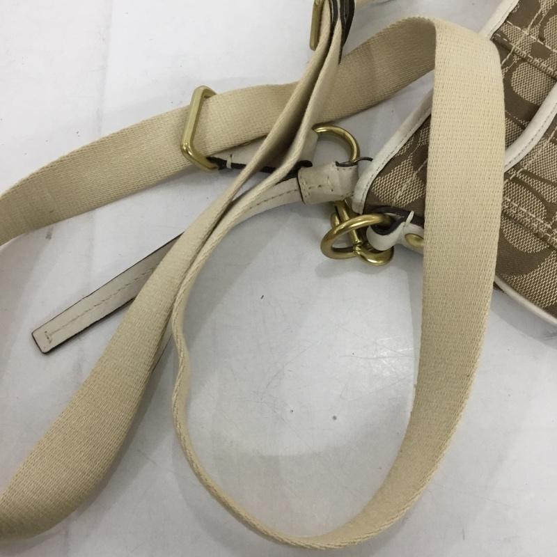 コーチ COACH ショルダーバッグ ショルダーバッグ 41542 シグネチャー ロゴ、文字 ベージュ / ベージュ / X 白 / ホワイト /  レディース USED 古着 中古 10131804
