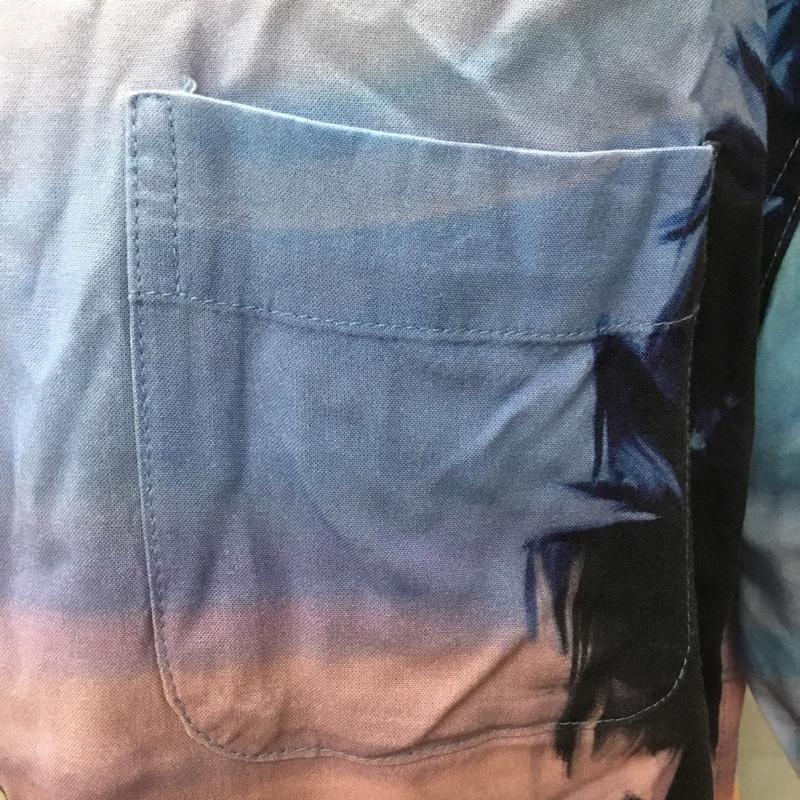 エクストララージ XLARGE シャツ、ブラウス 半袖 半袖シャツ カラーシャツ 半袖カットソー プリントシャツ M プリント マルチカラー / マルチカラー /  メンズ USED 古着 中古 10114823