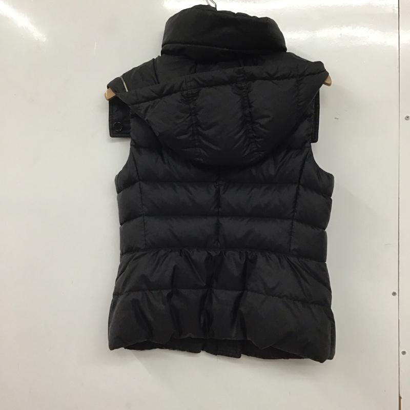バーバリーロンドン Burberry London ベスト ベスト ベスト ジップアップベスト スタンドネック 40 無地 黒 / ブラック /  レディース USED 古着 中古 10134112