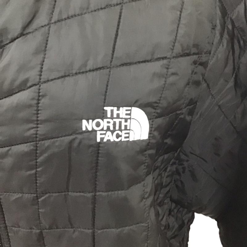 ザノースフェイス THE NORTH FACE ジャケット、上着 ジャケット、ブレザー nf0a4p9v ナイロンジャケット ジップアップジャケット アウター XL ロゴ、文字 黒 / ブラック /  レディース USED 古着 中古 10124733