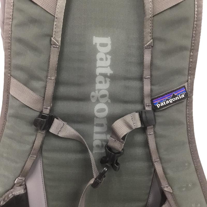 パタゴニア patagonia リュックサック、デイパック リュックサック、デイバッグ 48905SP22 アルトヴィアパック22L ロゴ、文字 灰 / グレー /  メンズ USED 古着 中古 10143552