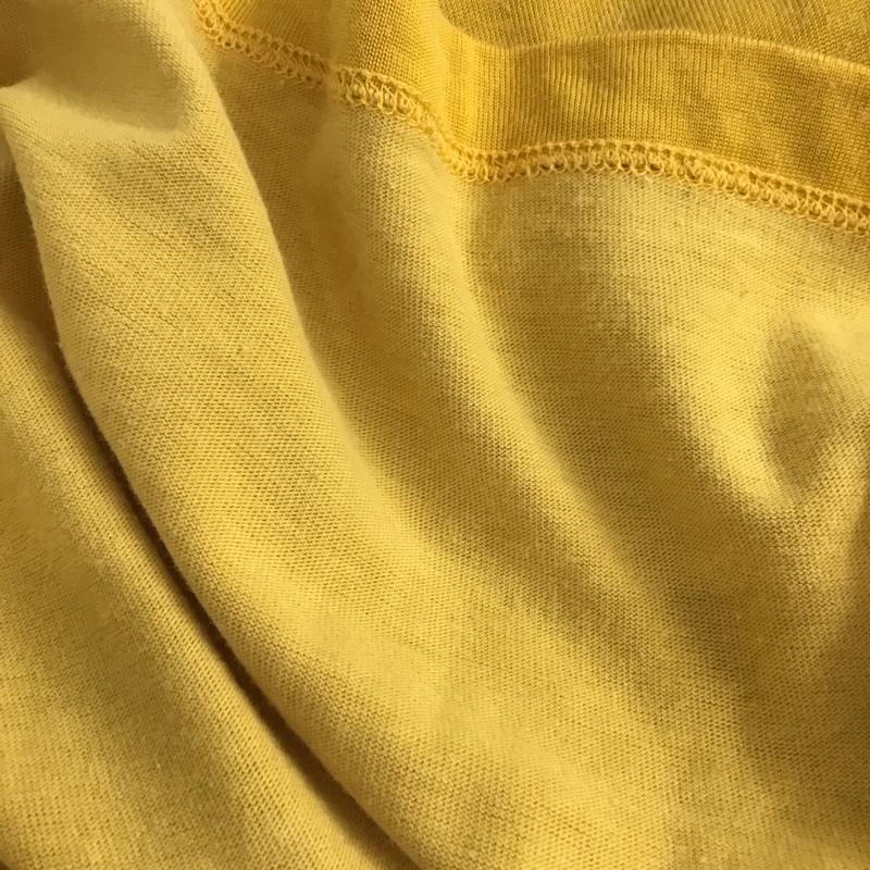 トミー ジーンズ TOMMY JEANS Tシャツ 半袖 半袖カットソー プリントTシャツ Vネックカットソー XL ロゴ、文字 黄 / イエロー /  メンズ USED 古着 中古 10132603