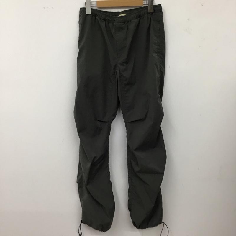 カリマー Karrimor パンツ ワークパンツ、ペインターパンツ ジャージ パンツ ワイドパンツ カジュアルパンツ L ロゴ、文字 灰 / グレー /  メンズ USED 古着 中古 10118396