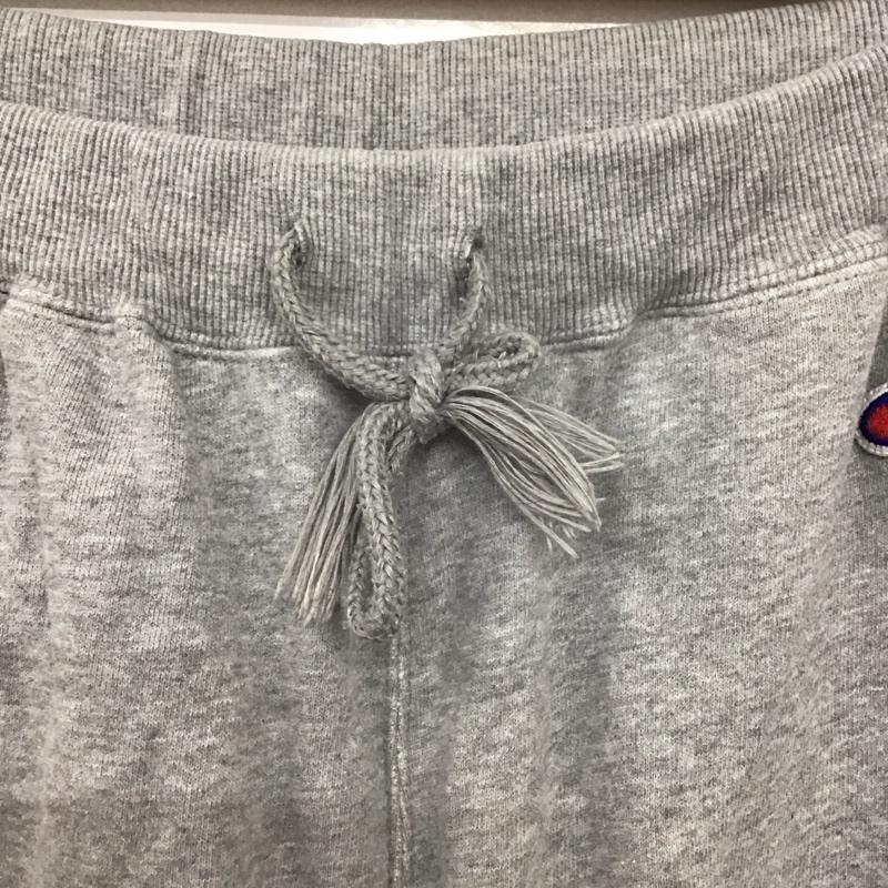チャンピオン Champion パンツ ワークパンツ、ペインターパンツ ワークパンツ ワイドパンツ カジュアルパンツ スウェットパンツ M ロゴ、文字 灰 / グレー /  メンズ USED 古着 中古 10147078