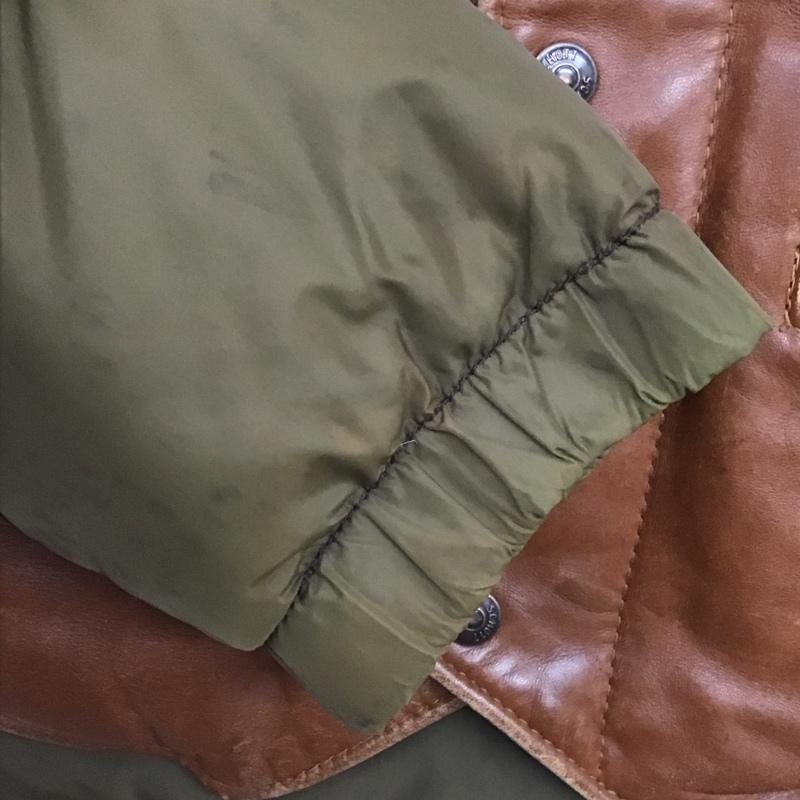 ショット schott ジャケット、上着 ダウンジャケット ジップアップジャケット ナイロンジャケット アウター ダウンジャケット 36 ロゴ、文字 カーキ / カーキ /  メンズ USED 古着 中古 10142331