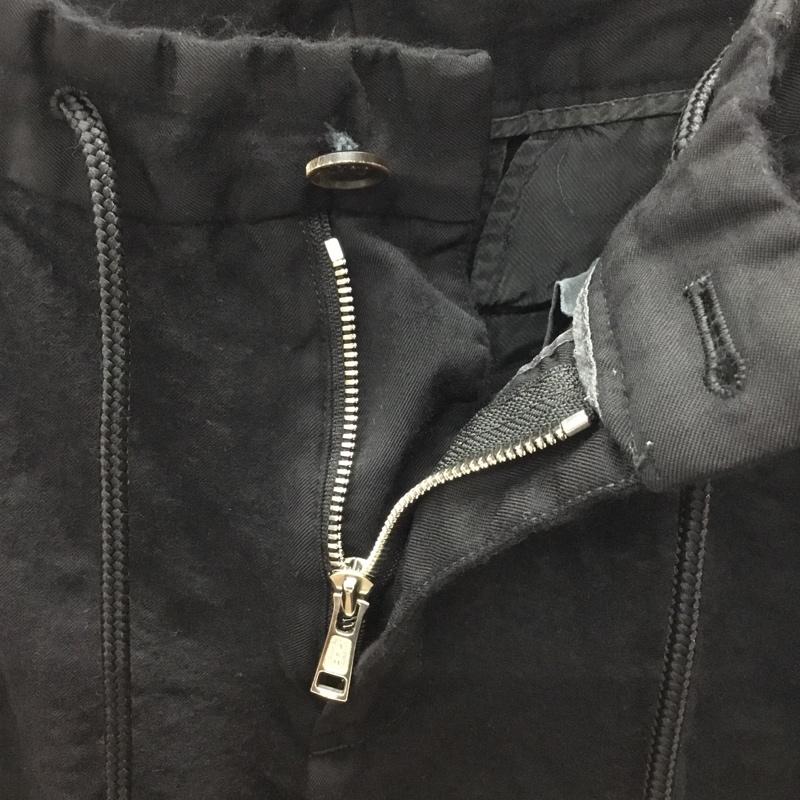 エーケーエム AKM パンツ ワークパンツ、ペインターパンツ カジュアルパンツ スリムパンツ ワークパンツ S 無地 黒 / ブラック /  メンズ USED 古着 中古 10111929