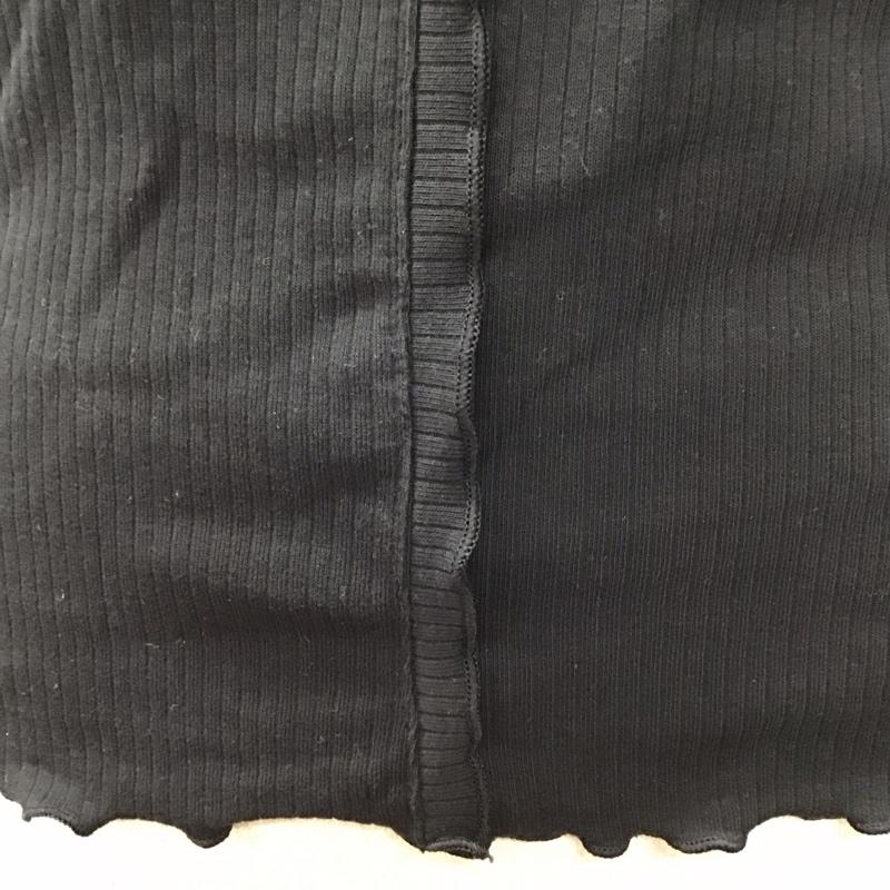 ゲス Guess カットソー 半袖 半袖カットソー ニットカットソー Vネックカットソー XS ロゴ、文字 黒 / ブラック /  レディース USED 古着 中古 10116354